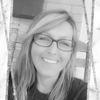 Profile Picture of Kim Scofield (@KimScofield9) on Twitter