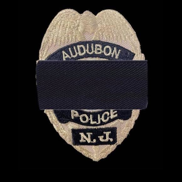 Profile Picture of Chelsea Holwell (@holwellchelsea) on Poshmark