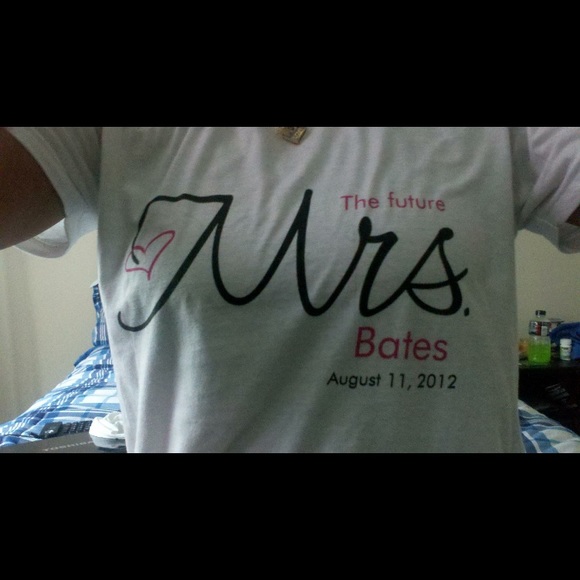 Profile Picture of Tamiah Bates (@bates0811) on Poshmark