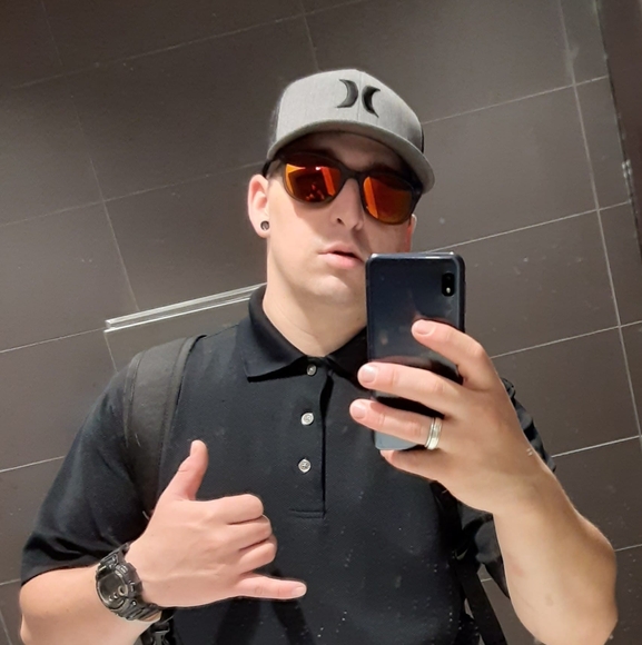 Profile Picture of Aaron Zepeda (@lilbird122809) on Poshmark