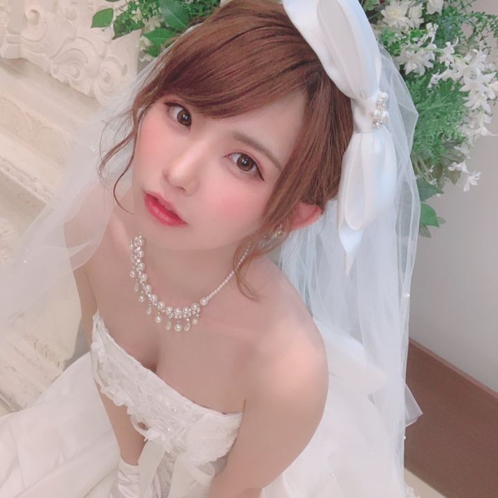Profile Picture of 美女動画紹介所 (@adaemi0) on Tiktok