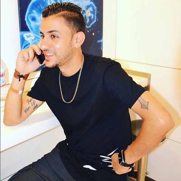 Profile Picture of Tamer Botros (@temor) on Poshmark