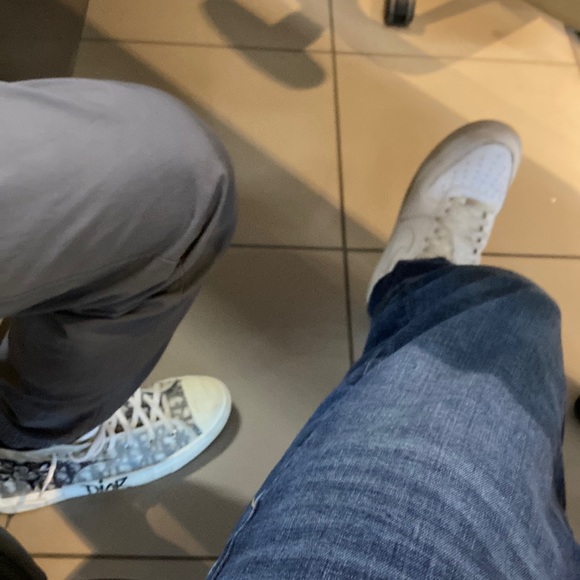 Profile Picture of Evan Cassier (@evancassier) on Poshmark