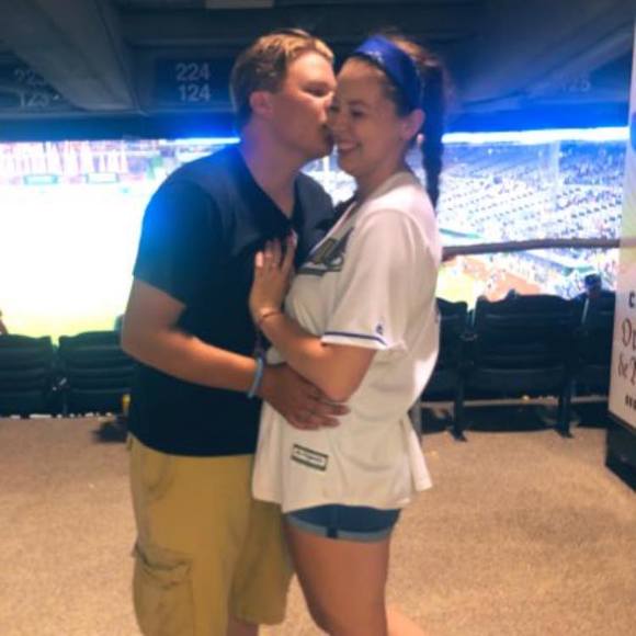 Profile Picture of Thomas Follbaum (@tfollbaum) on Poshmark