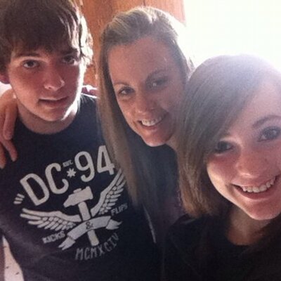 Profile Picture of Mandy Yarbrough (@mandy5275) on Twitter