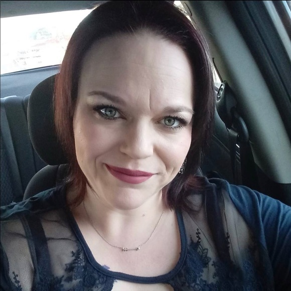 Profile Picture of Jillian Brock (@jkmck) on Poshmark