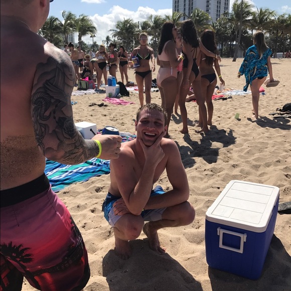 Profile Picture of Anthony Blogna (@ablogna26) on Poshmark