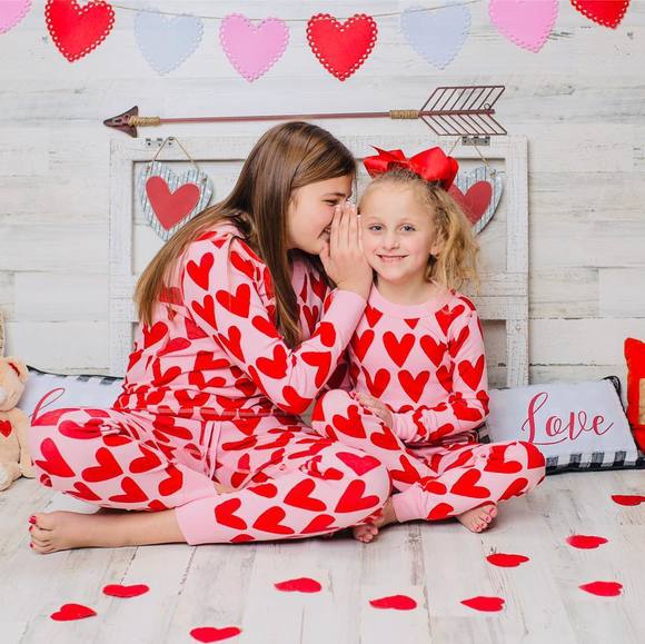 Profile Picture of Tamara Martello (@tamara_martello) on Poshmark