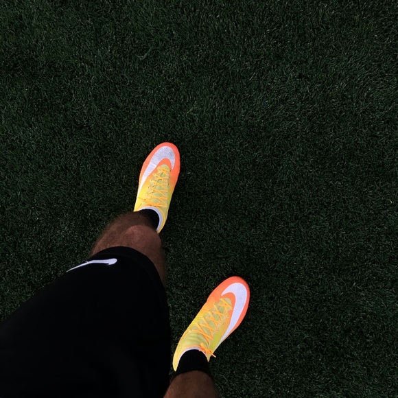 Profile Picture of Brandon Toledo (@brandon_toledo) on Poshmark