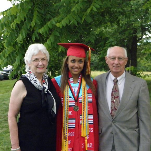 Profile Picture of Robert Barlow (@bobbarlow36) on Poshmark