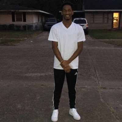 Profile Picture of Jonathan Guillory (@Jay_Guillory9) on Twitter