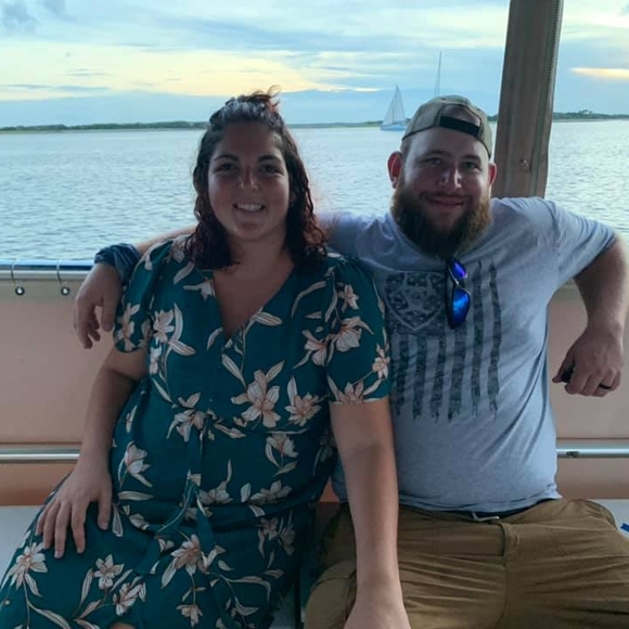 Alex Beveridge - Poshmark Profile Picture of Alex Beveridge (@abeveridge) on Poshmark