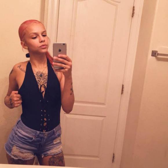 Profile Picture of Alexys Franky (@benjalexys) on Poshmark