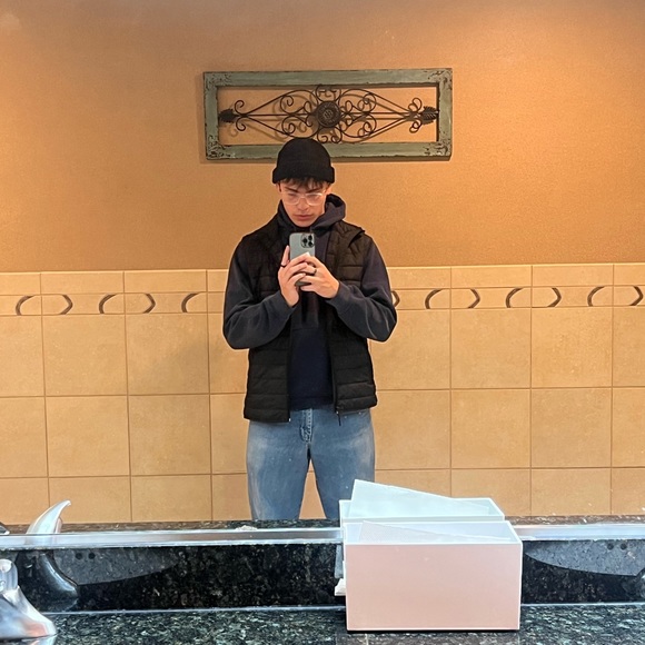 Profile Picture of Nickolas Martinez (@nickolas1210) on Poshmark