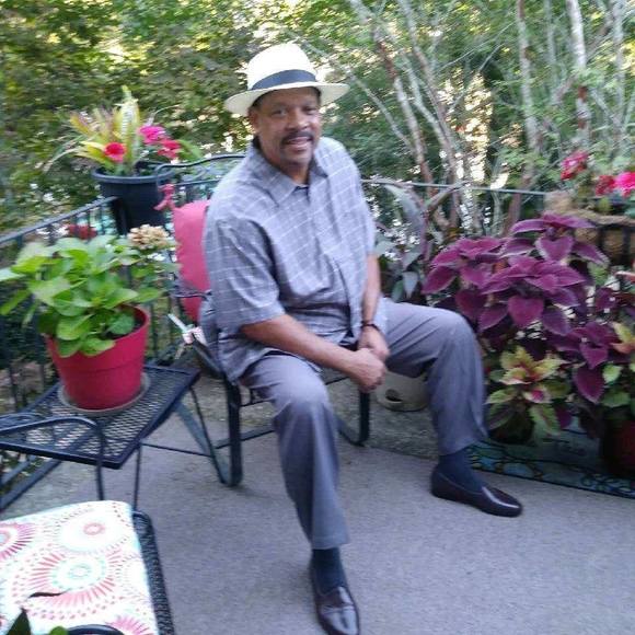 Profile Picture of Edward Mitchell (@edwardmitche903) on Poshmark