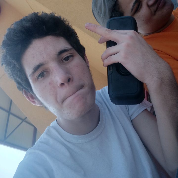 Profile Picture of Robert Jr (@robert.jr897) on Tiktok