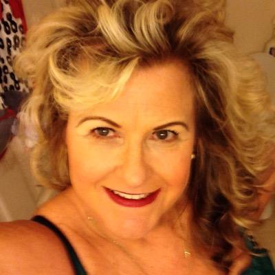 Profile Picture of Debbie Bogle (@1nannie) on Twitter
