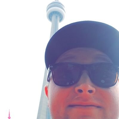 Profile Picture of Nick Colling (@nicholascolling) on Twitter