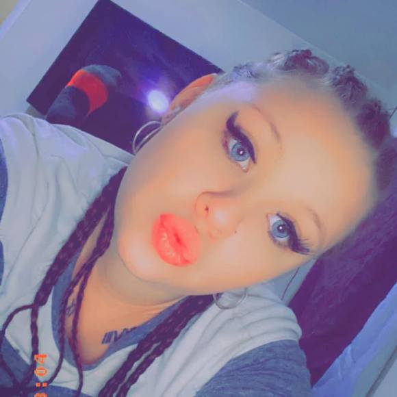 Profile Picture of Maŕie Bilicki (@mbilicki) on Poshmark