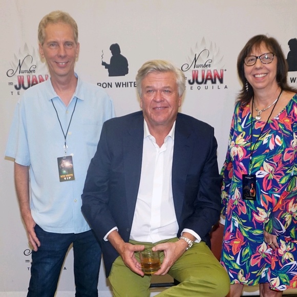 Joe Sutphin - Poshmark Profile Picture of Joe Sutphin (@yachtshare) on Poshmark