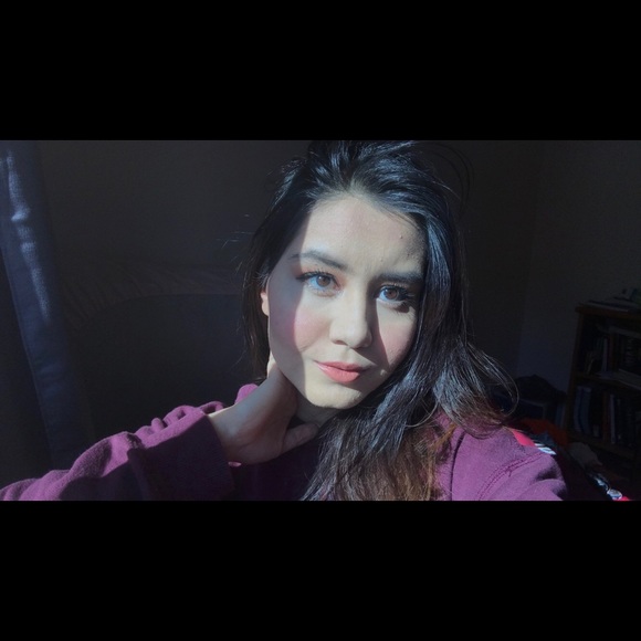 Profile Picture of Mashal Zadran (@mashalzadran) on Poshmark