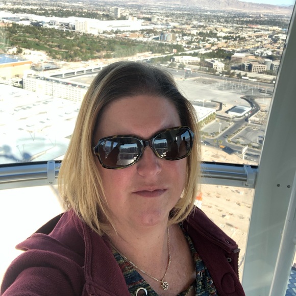 Profile Picture of Kimberly Maple (@kottonkandykim) on Poshmark