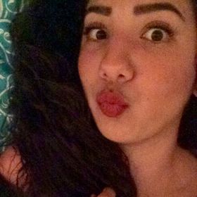 Profile Picture of Savannah Sanchez (@Savann2ahh) on Pinterest