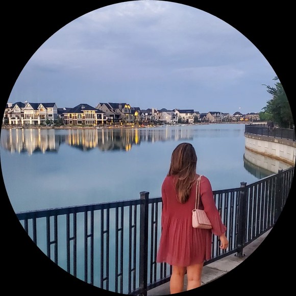 Profile Picture of Alyssa mae Trinidad (@alyssamaealvez) on Poshmark