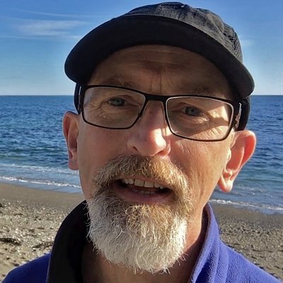 Profile Picture of Chris Halls (@chrishalls) on Twitter