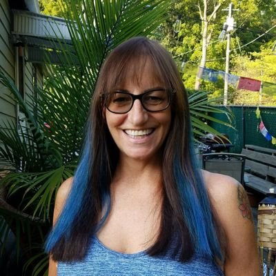 Profile Picture of Nancy Sweeney (@sweenan) on Twitter