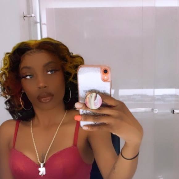 Profile Picture of Cincé Cinco (@kmingram96) on Poshmark