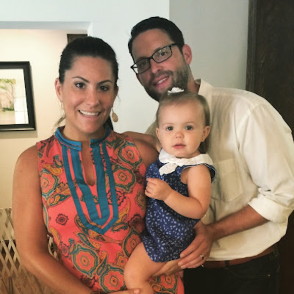 Profile Picture of Melissa Arcoma (@melissaarcoma) on Poshmark