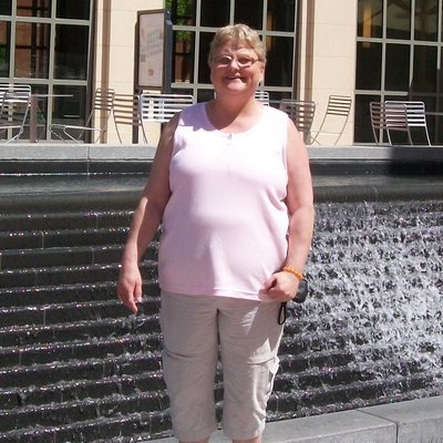 Profile Picture of Debbie Mackey (@texasheart4ever) on Twitter