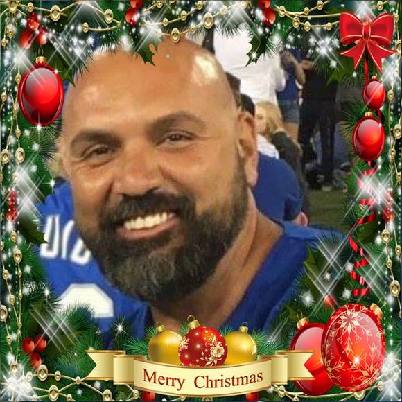 Profile Picture of Raffi Moncreiff (@raffimoncreiff) on Poshmark