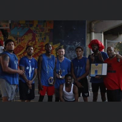 Profile Picture of Robert Piano (@RobertPiano2) on Twitter