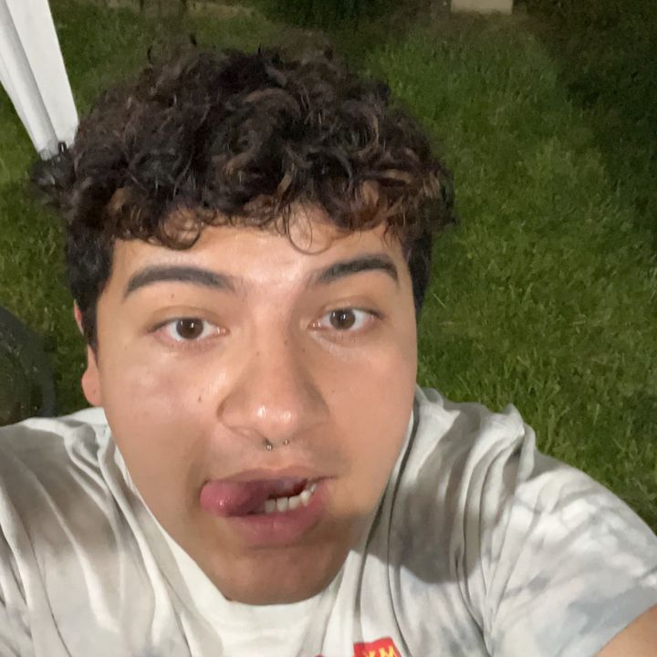 Profile Picture of DANIEL🍹 (@d.zaniel) on Tiktok