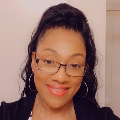 Profile Picture of 💜🦋Monica Warner🦋💜 (@mowarner88) on Twitter