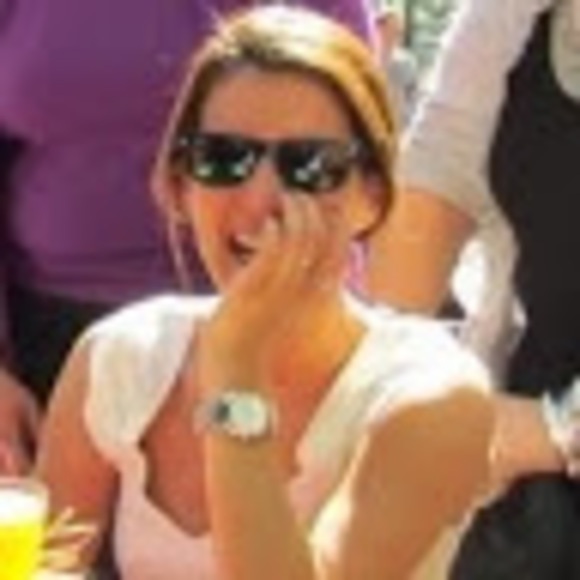 Profile Picture of Alexis Kobey (@alexis_kobey) on Poshmark