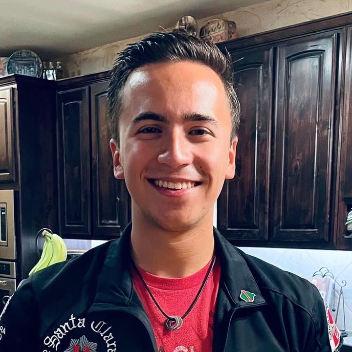 Profile Picture of Luis Cobos (@luis.cobos.21) on Tiktok