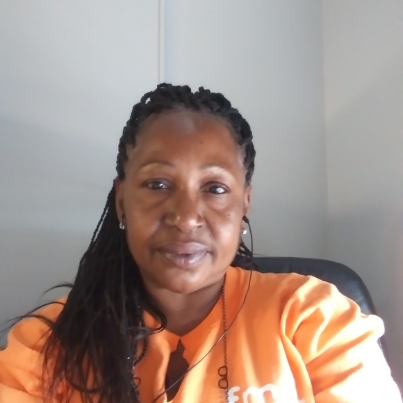 Profile Picture of Debra Bradley (@debrabradley809) on Poshmark