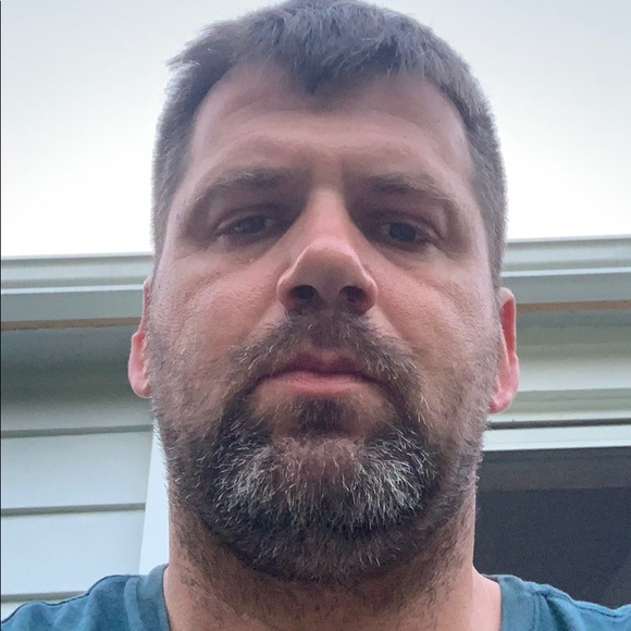 Profile Picture of John Husner (@jhusner897) on Poshmark