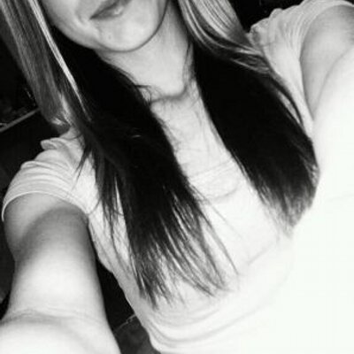 Profile Picture of Tia Avery (@tia7468) on Twitter