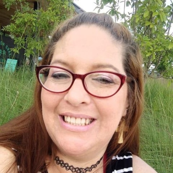 Profile Picture of Michelle Dekker (@michelle_dekker) on Poshmark