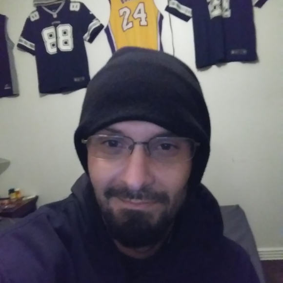 Profile Picture of James Jameson (@bobw4018) on Poshmark