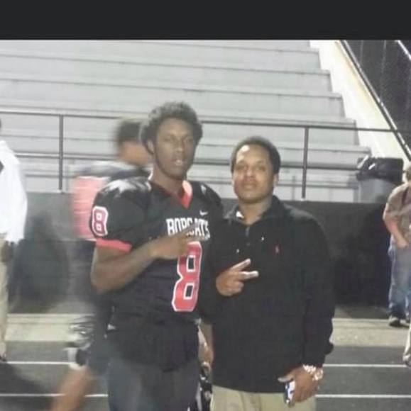 Profile Picture of Venice Foster (@venicefoster) on Poshmark