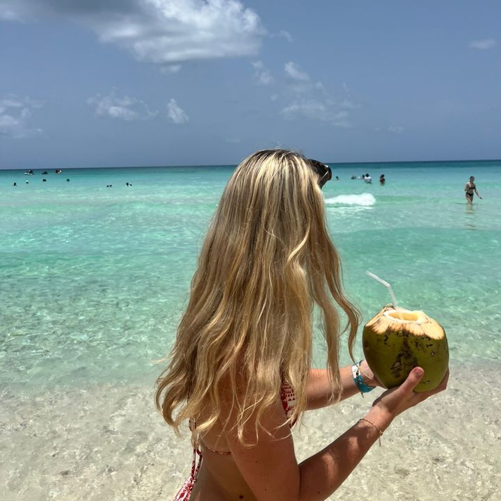 Profile Picture of Tess (@tessajacobsx) on Tiktok