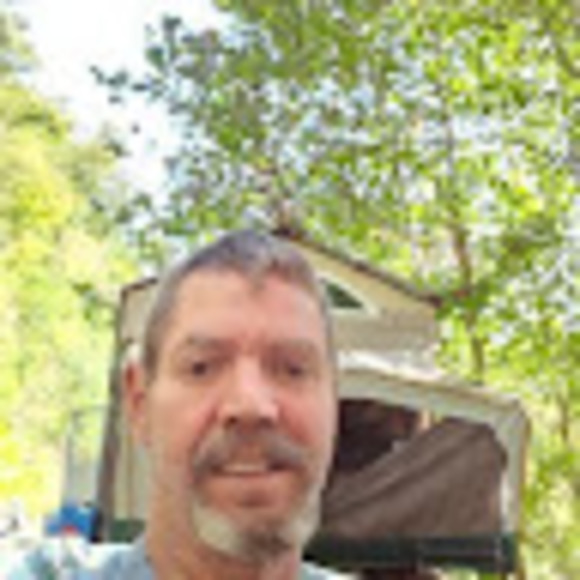 Profile Picture of Ted Cochran (@tedcochran) on Poshmark