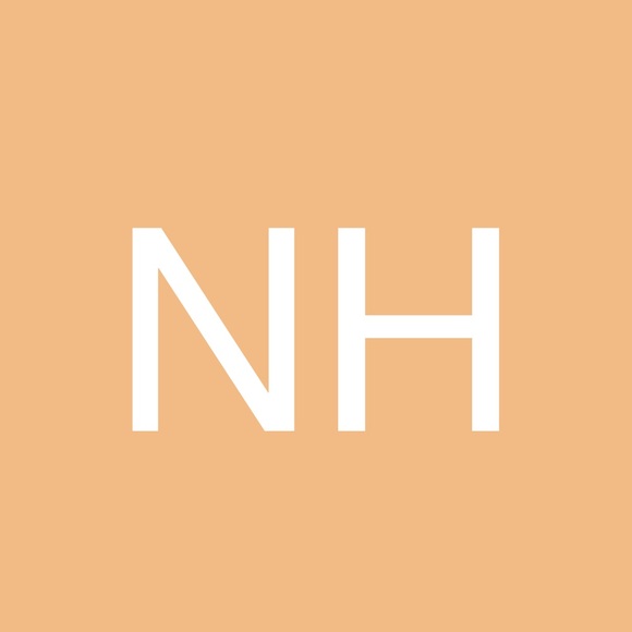 Profile Picture of Nargis Hamidi (@nargishamidi40) on Poshmark