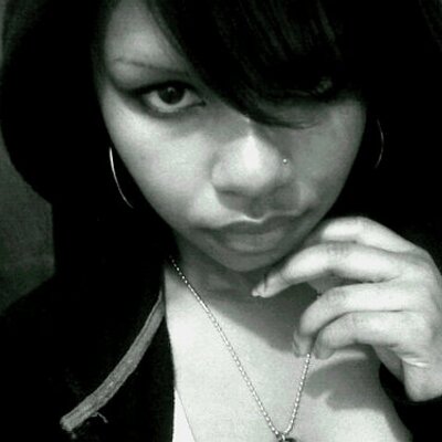 Profile Picture of Andrea Harker (@andy_jess) on Twitter