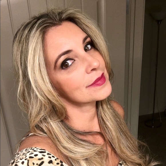 Profile Picture of Paula Serranoni (@paulahoney2017) on Poshmark